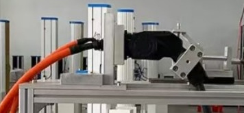 Ladegerät und Kabel Ein- und Abzugskraftprüfmaschine Stecker Lebensdauer Testgeräte Stecker- und Zugkraftprüfmaschine